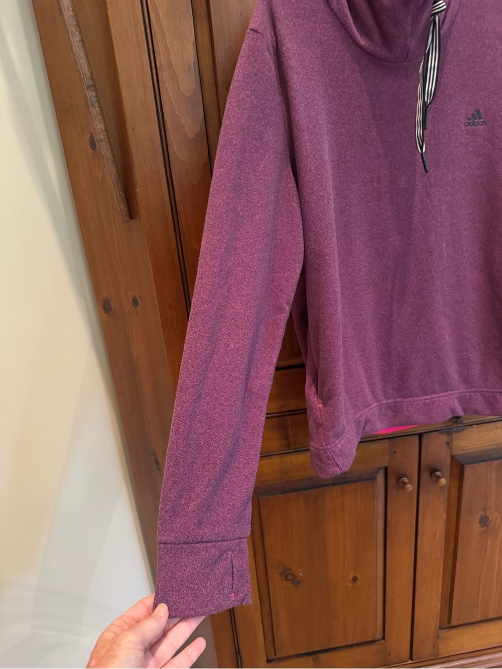 Adidas Ladies XL Heather Magenta Oversized Fleece Hoodie w/Kangaroo Zip Pockets. - Picture 4 of 15